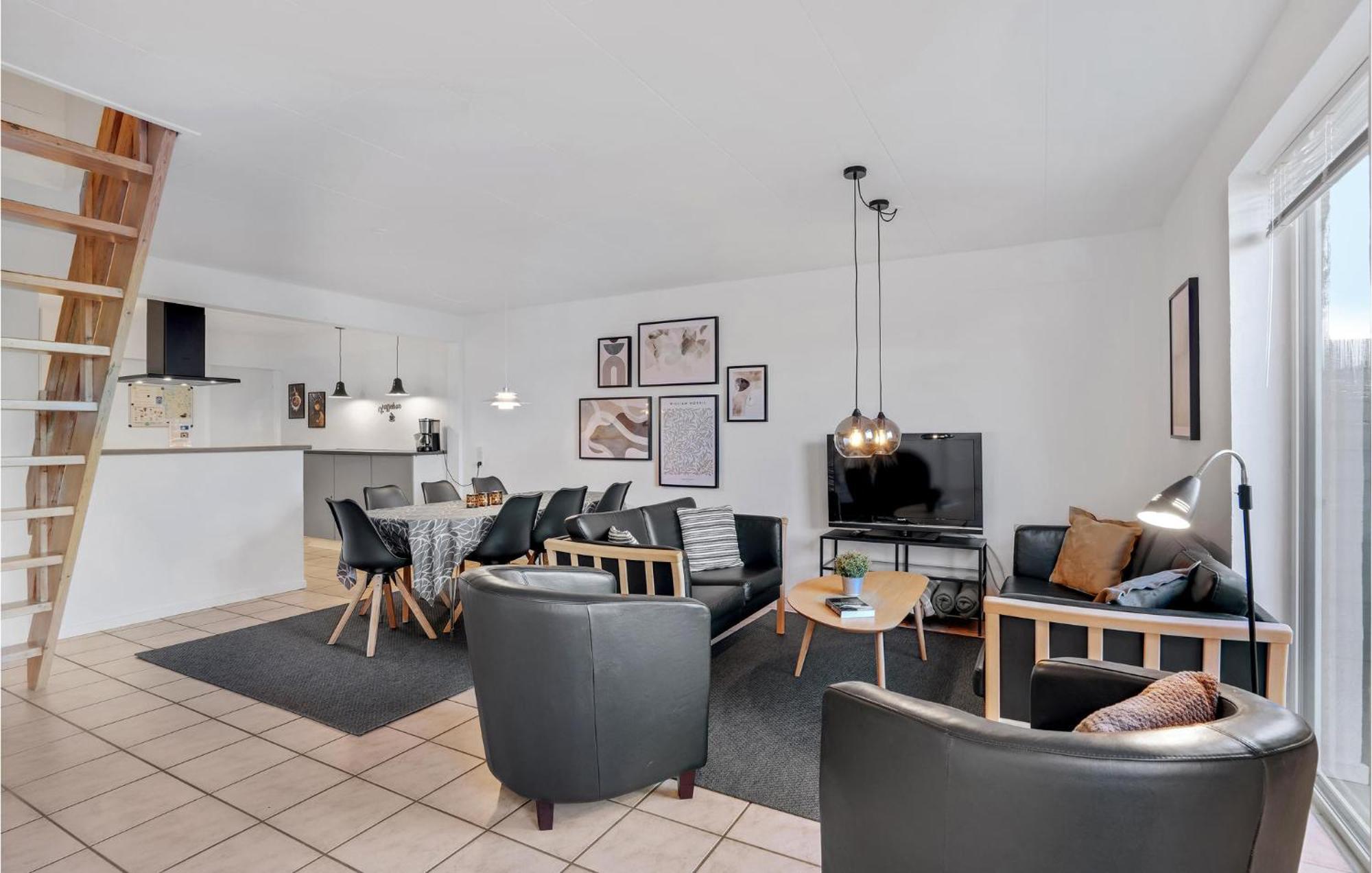 Amazing Home In Hvide Sande With Wifi Bjerregard Экстерьер фото
