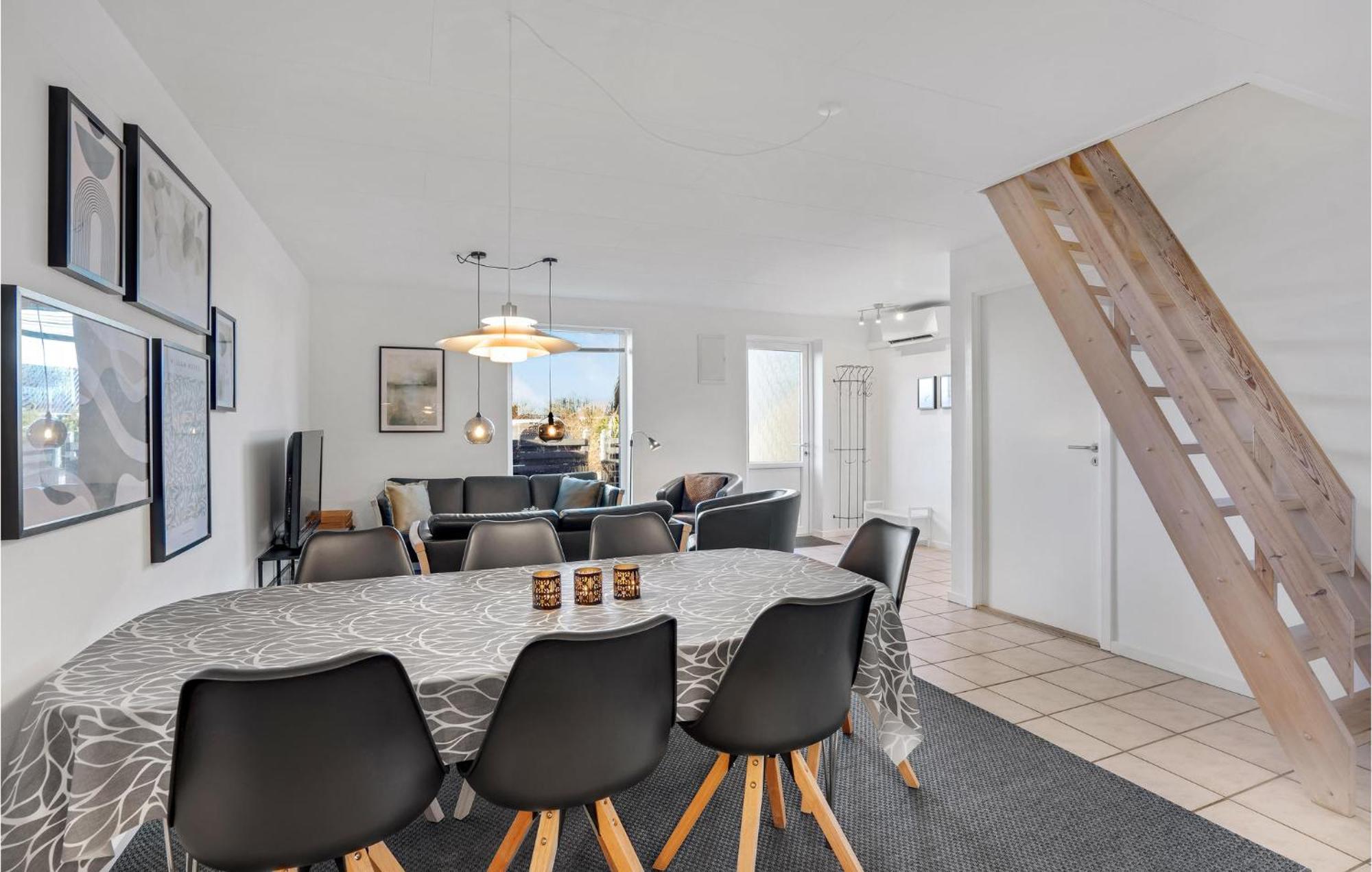 Amazing Home In Hvide Sande With Wifi Bjerregard Экстерьер фото